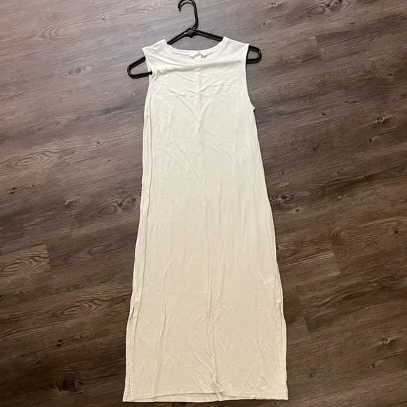 chinese dress ladies Maxi Dresses for Women Solid Lightweight Long Racerback Sleeveless W/Pocket  -Mint (Small) at Amazon Women's Clothing store